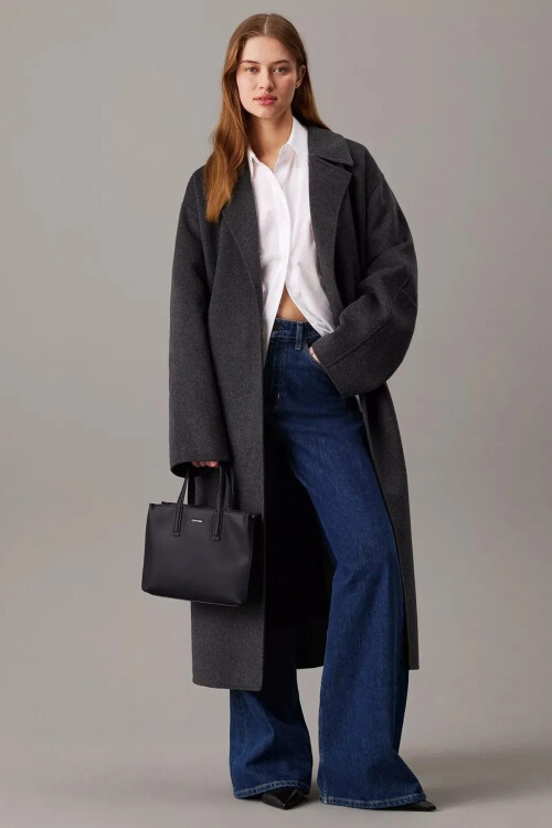 Kadın CK MUST SMALL TOTE El Ve Omuz Çantası - Siyah - Calvin Klein