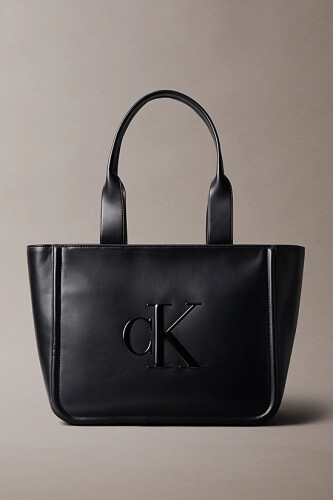 Kadın Kabartma Logolu Tote Omuz Çantası - Siyah - Calvin Klein