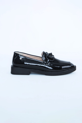 Kadın Klasik Ayakkabı Z24208-Siyah Rugan - Thumbnail