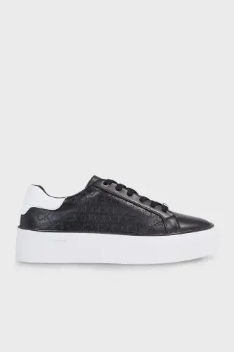 Kadın Marka Logolu Bağcıklı Kaydırmaz Tabanlı Günlük Sneaker - Siyah Beyaz 
