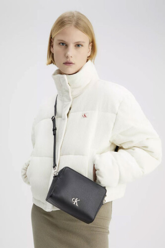 Kadın MINIMAL MONOGRAM CAMERA Çanta - Siyah - Calvin Klein